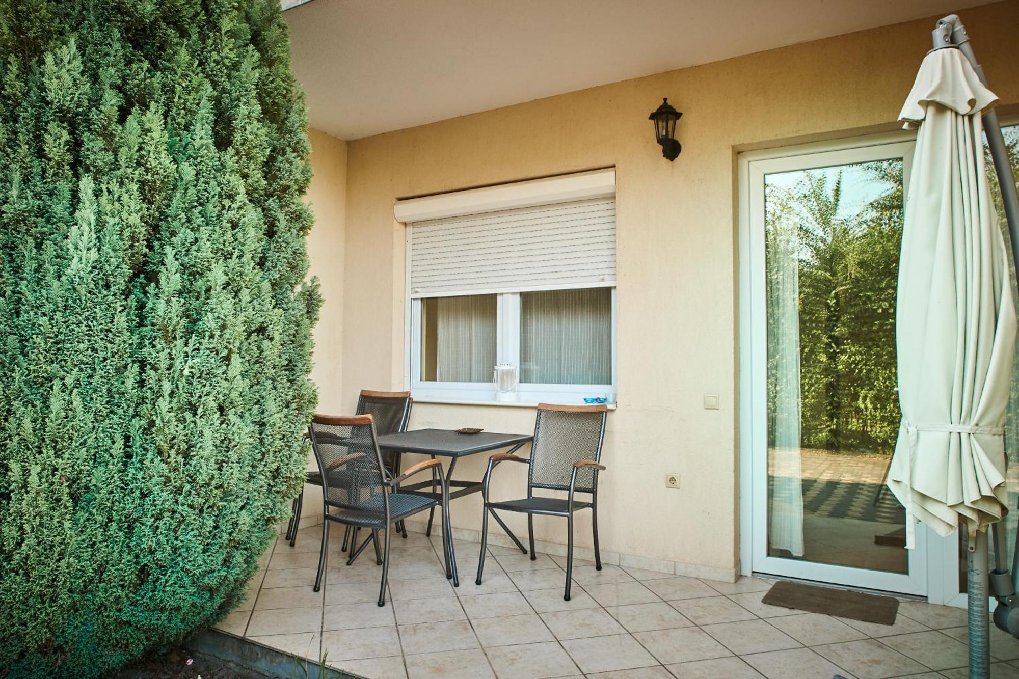 Balatonlelle Apartmanhaz Εξωτερικό φωτογραφία